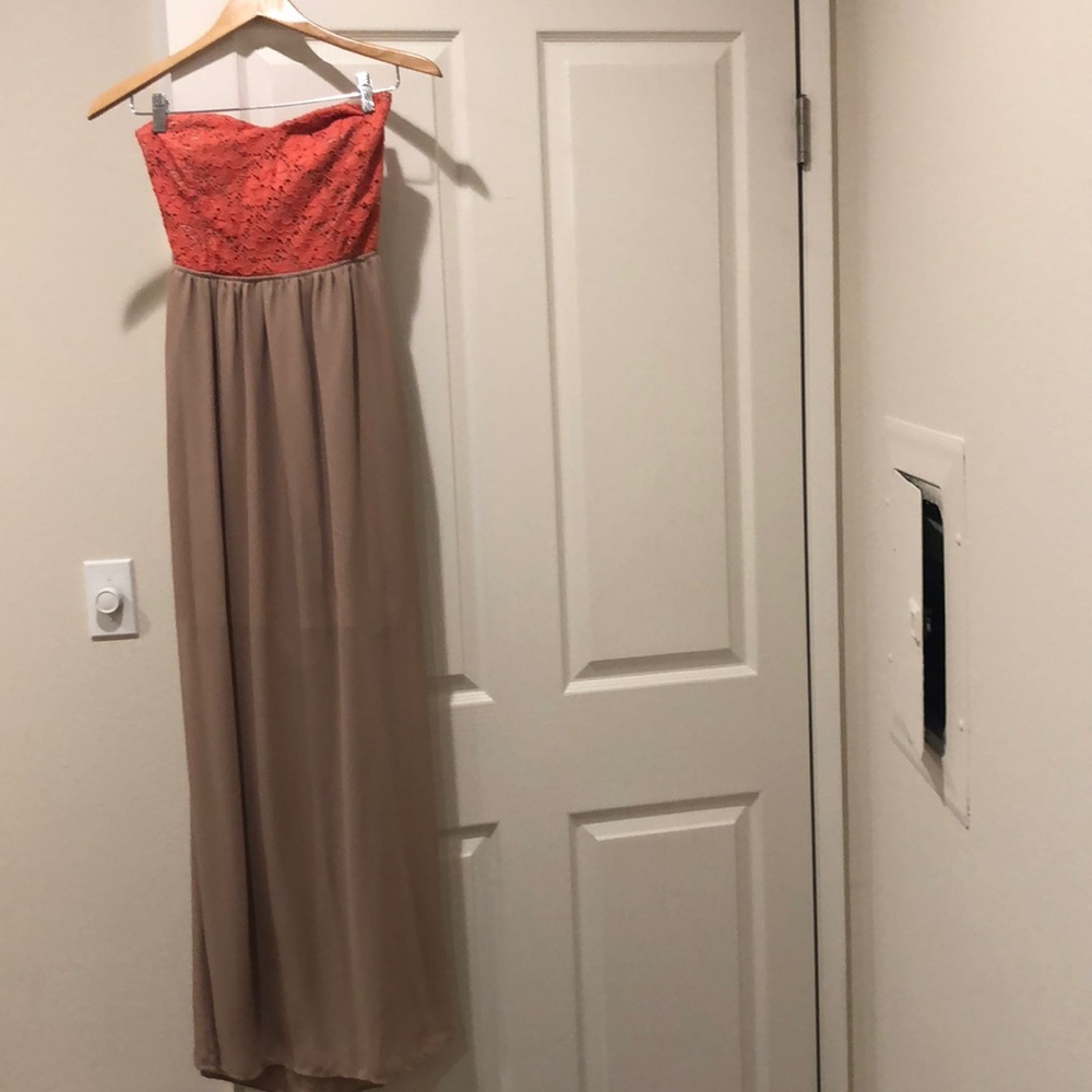 Beautiful strapless maxi dress.